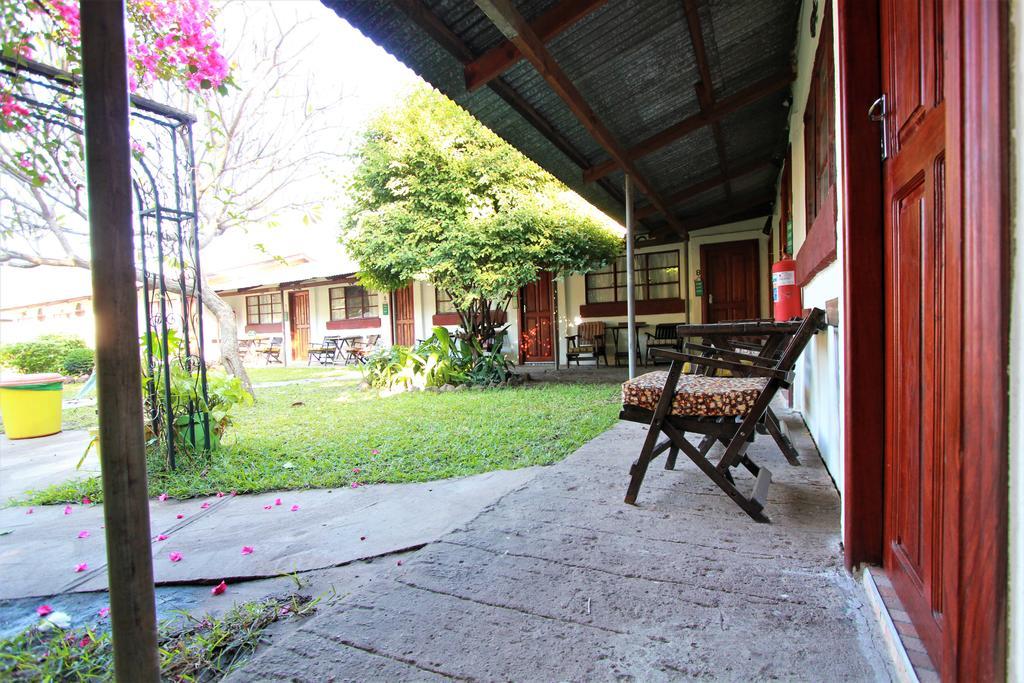 Zigzag Town Lodge Livingstone Dış mekan fotoğraf